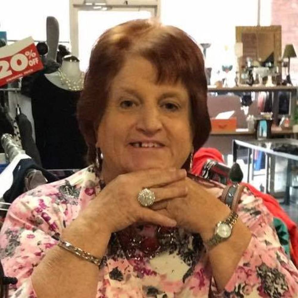 Meet your Posher, Beverly